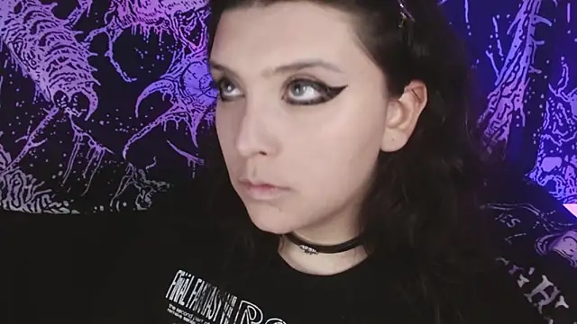 mikaskullcs online show from November 19, 10:10 pm