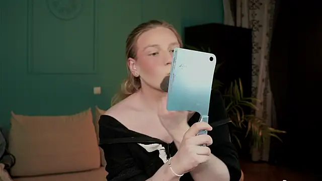 Jes Solar online show from July 7, 5:27 pm