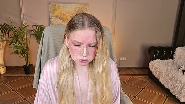 Jes Solar online show from July 14, 8:46 pm