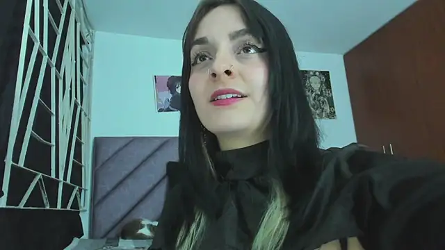 KARINNA  RAVEN online show from February 10, 12:35 am