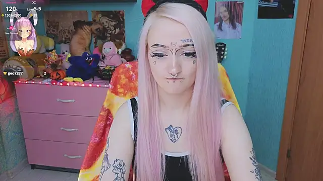 Snapshot of Manuela_unicorn chatting on October 27, 7:37 am Manuela unicorn online show from October 27, 7:37 am