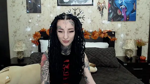 Snapshot of Velvetbat chatting on October 24, 7:04 am Velvetbat online show from October 24, 7:04 am