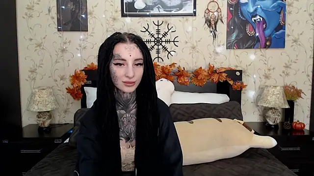 Snapshot of Velvetbat chatting on October 1, 7:46 am Velvetbat online show from October 1, 7:46 am