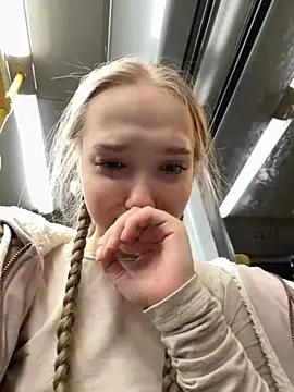 bambi lu online show from November 14, 6:08 pm