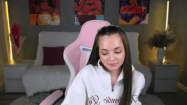 MelanieAlves online show from April 30, 5:40 pm