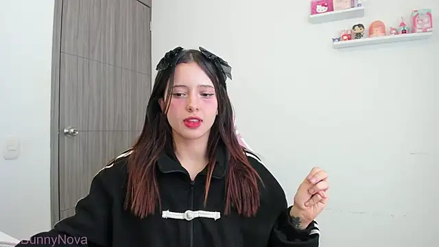 ImBunnyNova online show from June 15, 5:24 pm