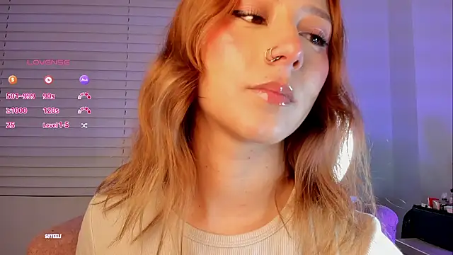 im eli1 online show from October 6, 2:39 am