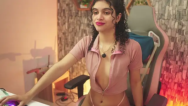 bonniie 98  online show from July 27, 7:55 pm