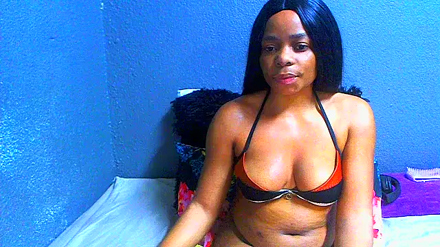 SMALLBOOBSXX online show from August 2, 5:54 am