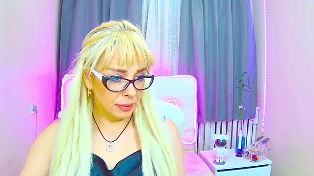 KatrinaCharm online show from September 16, 6:10 am