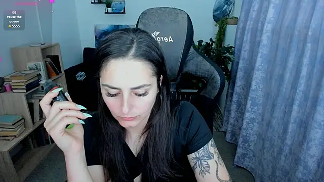 ValeriiMills online show from June 29, 10:42 pm