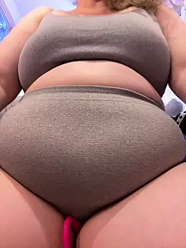 Raven Magical Milf online show from August 3, 5:29 pm
