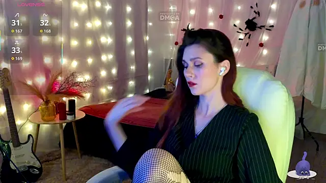 KatrinRayJoy online show from October 25, 2:25 pm