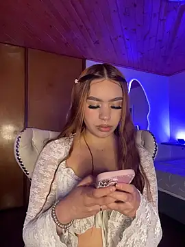 Cristina pinkk online show from February 20, 6:26 am