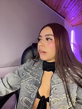 Cristina pinkk online show from May 2, 4:49 am