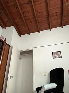 Mia  Gray online show from July 14, 4:22 pm
