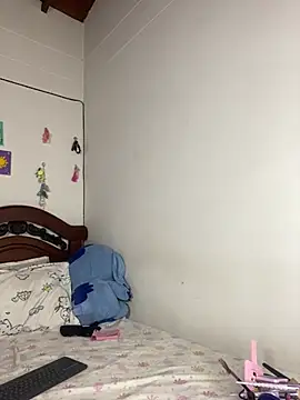 Mia  Gray online show from July 6, 5:04 pm