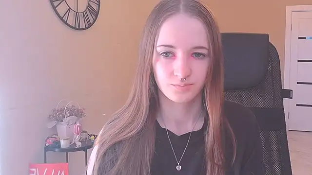 Snapshot of KateKayer chatting on October 4, 11:16 am KateKayer online show from October 4, 11:16 am