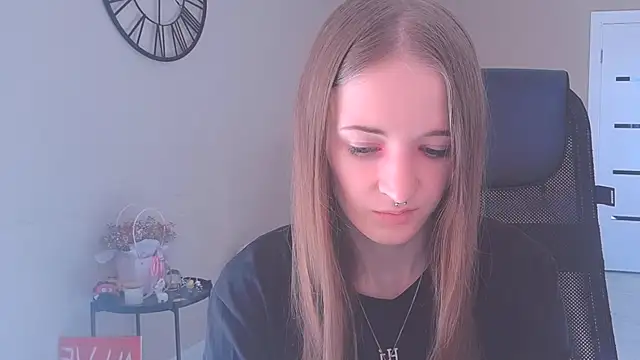 Snapshot of KateKayer chatting on September 30, 8:42 am KateKayer online show from September 30, 8:42 am