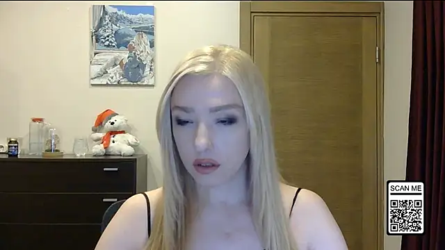 Wild Silk Desire online show from January 10, 8:30 am