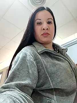 hotCOUPLEPETRA online show from February 19, 11:10 am