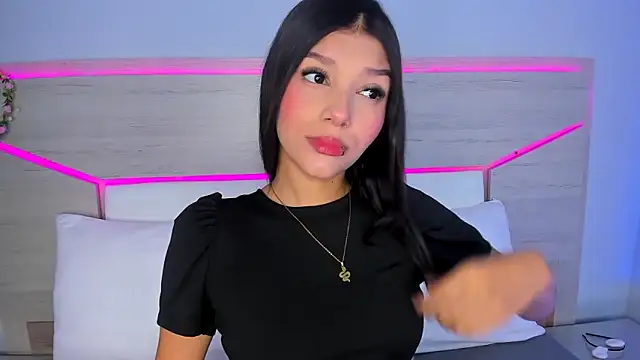 ZoeMorris online show from December 20, 11:58 am