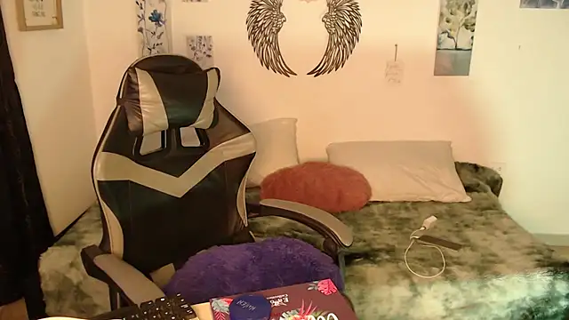 mariaana  222 online show from July 3, 3:23 am
