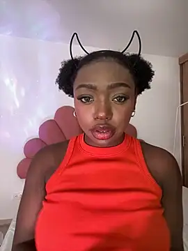 alissradiante1 online show from October 30, 3:42 am