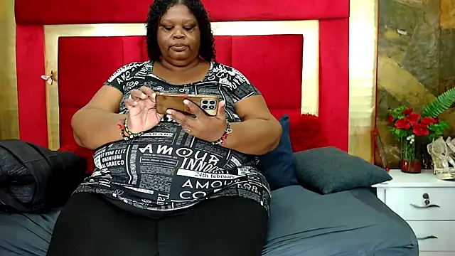 Exoticbigmandy online show from July 31, 2:18 pm