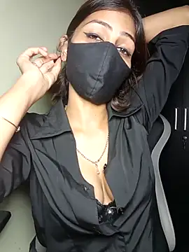 Isha Sax online show from September 21, 6:23 am