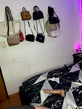 jazminslut online show from December 5, 2:22 am