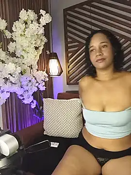 EbonyHorrny online show from July 11, 12:27 pm