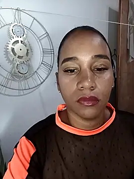 EbonyHorrny online show from May 1, 1:47 pm
