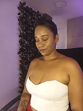 EbonyHorrny online show from August 1, 11:56 am