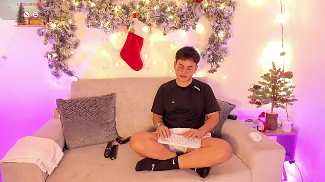 Young Ben online show from December 1, 11:40 pm