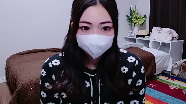 Snapshot of SUI-Strong chatting on September 22, 1:31 pm SUI-Strong online show from September 22, 1:31 pm