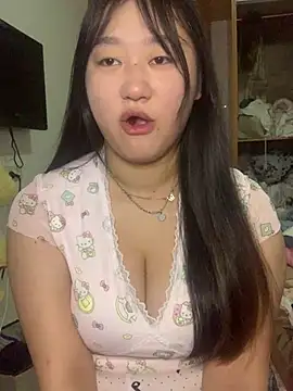 xialuo25 online show from June 24, 11:26 pm