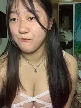 xialuo25 online show from June 21, 10:47 pm