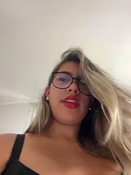 sara calderon online show from September 13, 1:41 pm