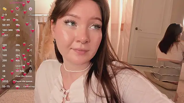 Ash Hasmy online show from November 8, 1:05 pm