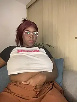 Alexia 24 online show from July 31, 11:28 pm