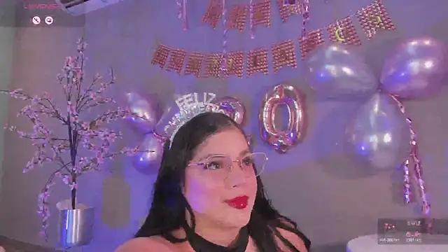 Hailey-Fox online show from June 6, 10:38 pm