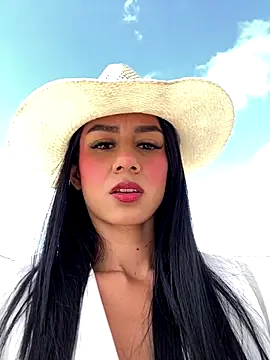 Juliana Xander online show from December 15, 2:22 pm