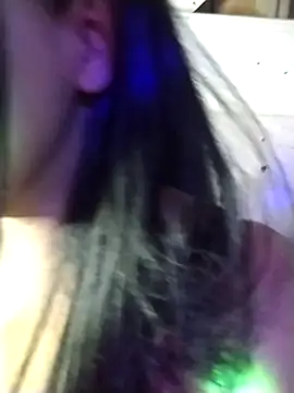 Snapshot of srtsara chatting on October 4, 3:01 am srtsara online show from October 4, 3:01 am