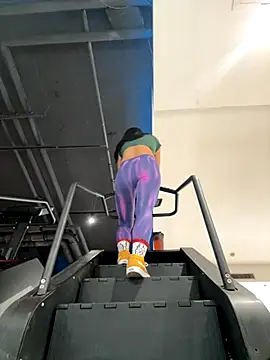 Ninazhang online show from October 26, 2:29 am