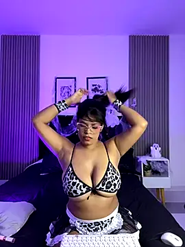 ashlycarteer online show from October 11, 7:27 pm