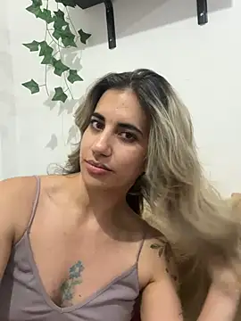 lushPeach online show from January 19, 2:08 am