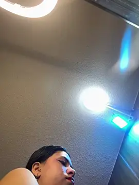 Stephany Rodriguez online show from March 16, 1:04 pm