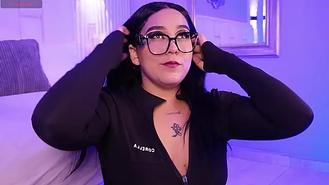 KatlynRous online show from July 27, 7:44 pm