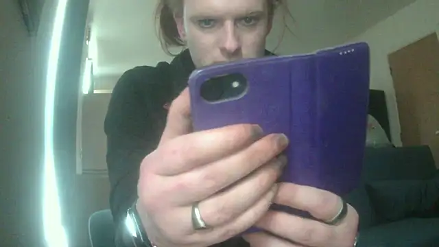 avamaxwell online show from May 1, 1:36 pm
